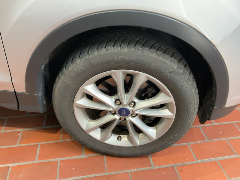 Ford Kuga 2.0 TDCi Titanium 2014 – снимка 11