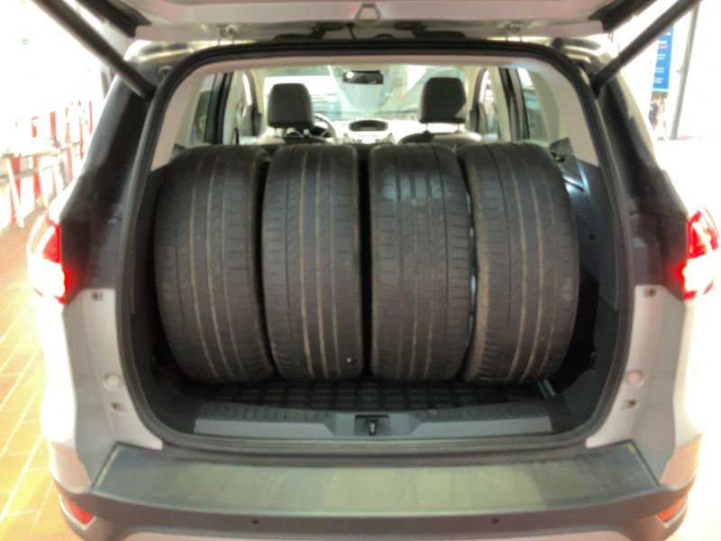Ford Kuga 2.0 TDCi Titanium 2014 – снимка 16