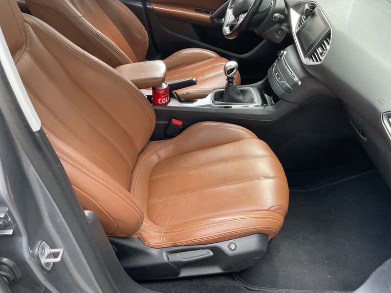 Peugeot 308 1.6 Blue-HDi Access Business 2015 – снимка на щета