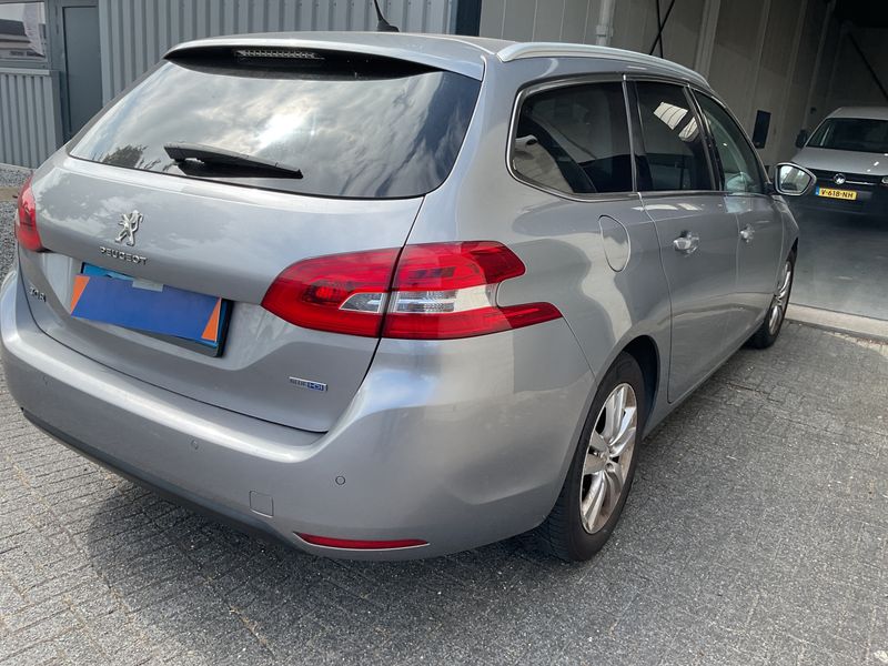 Peugeot 308 1.6 Blue-HDi Access Business 2015 – снимка 2