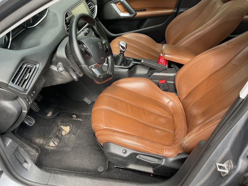 Peugeot 308 1.6 Blue-HDi Access Business 2015 – снимка на щета