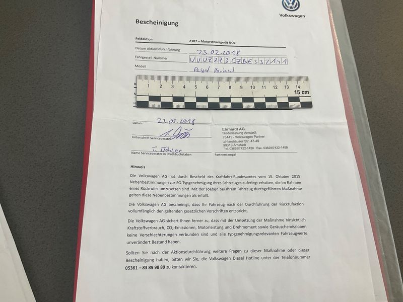 Volkswagen Passat 2.0 TDI Comfortline BlueMotion Tech 2011 – снимка 32