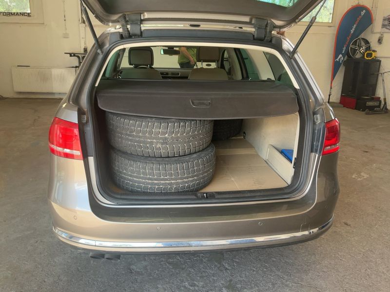 Volkswagen Passat 2.0 TDI Comfortline BlueMotion Tech 2011 – снимка 10