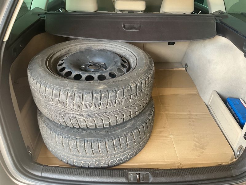 Volkswagen Passat 2.0 TDI Comfortline BlueMotion Tech 2011 – снимка 22