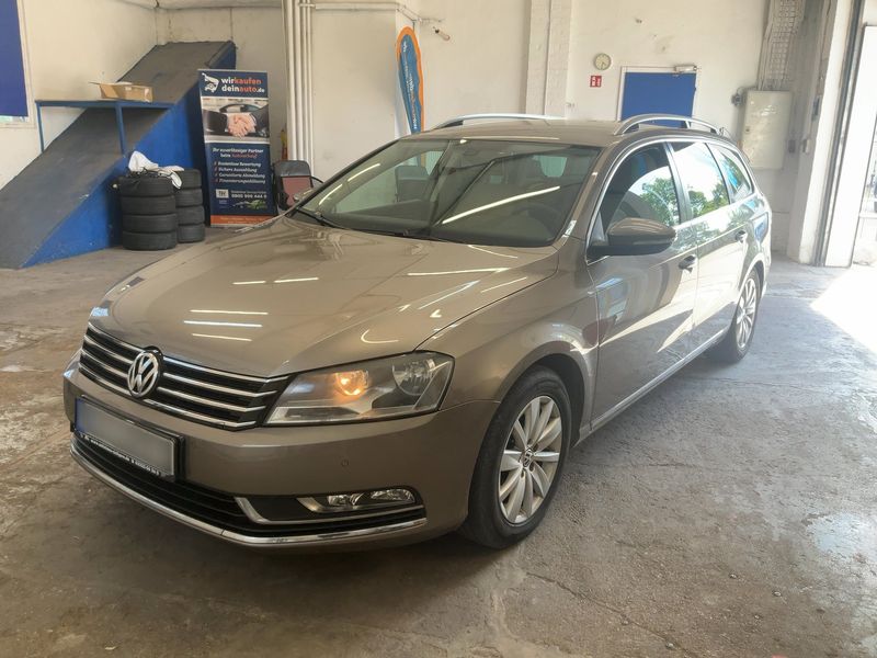 Volkswagen Passat 2.0 TDI Comfortline BlueMotion Tech 2011