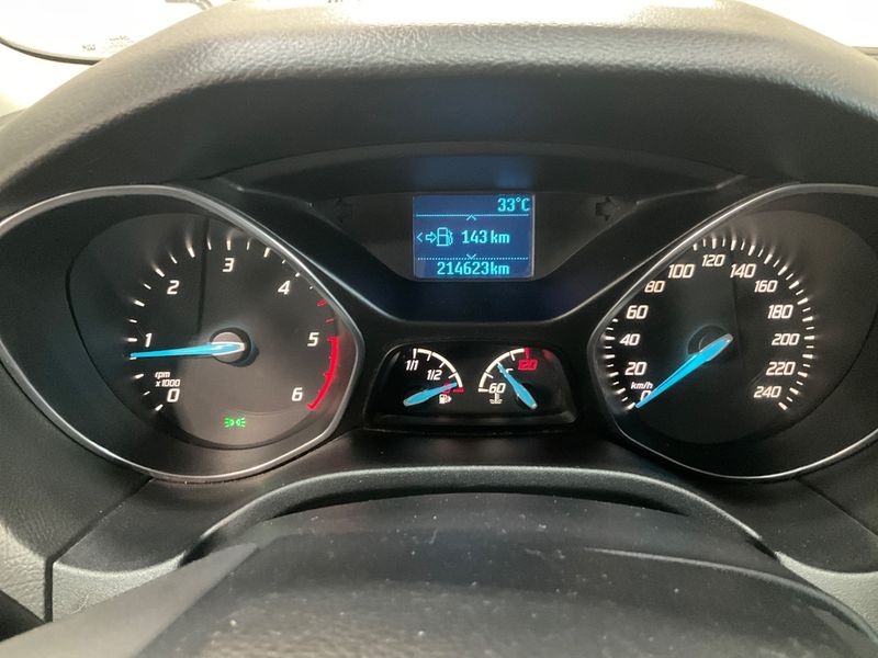 Ford Focus 1.6 TDCi SYNC Edition 2013 – снимка 4