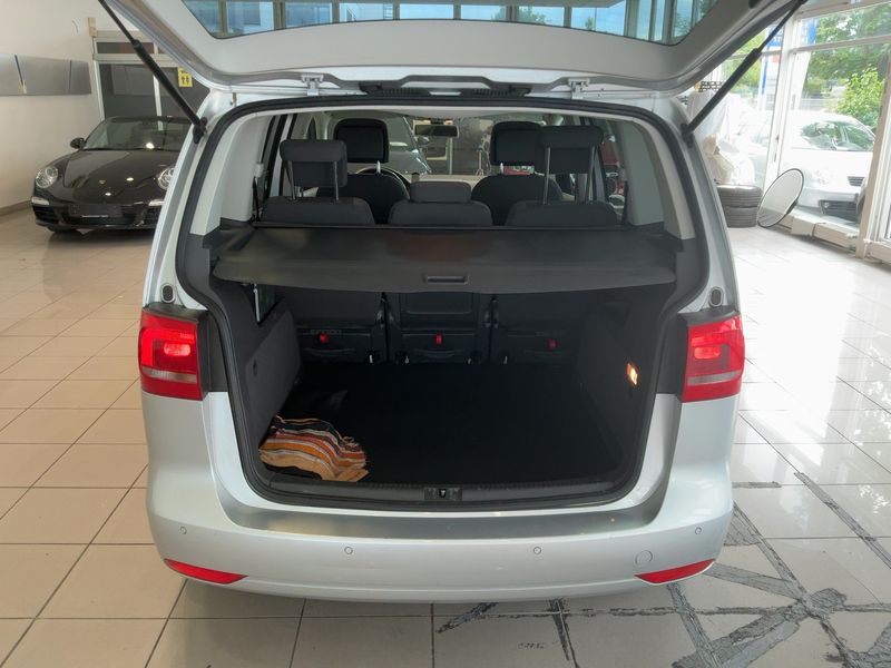 Volkswagen Touran 2.0 TDI Comfortline 2014 – снимка 15