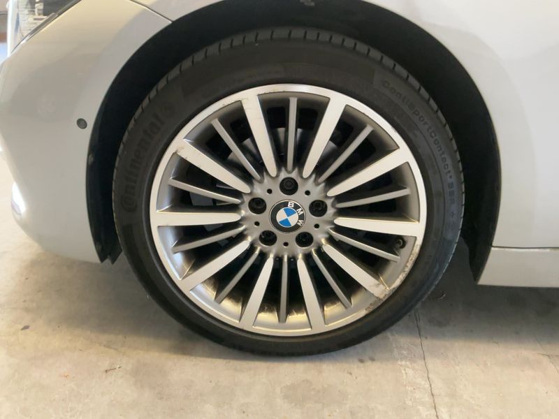 BMW 3er 318d Luxury Line 2017 – снимка 17