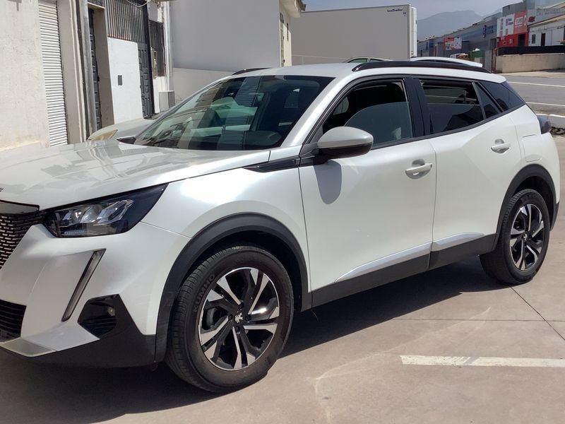 Peugeot 2008 1.5 Blue-HDi Allure Pack 2021 – снимка 2