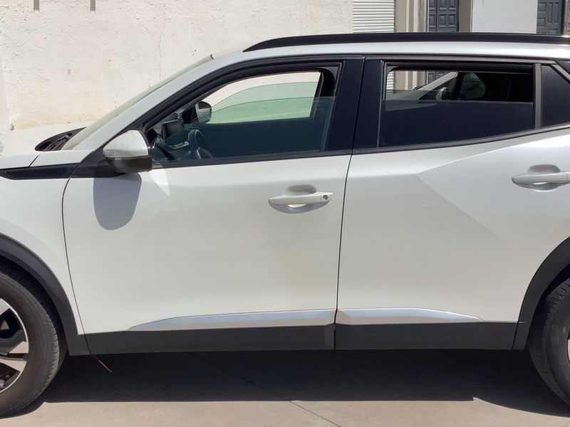 Peugeot 2008 1.5 Blue-HDi Allure Pack 2021 – снимка 4