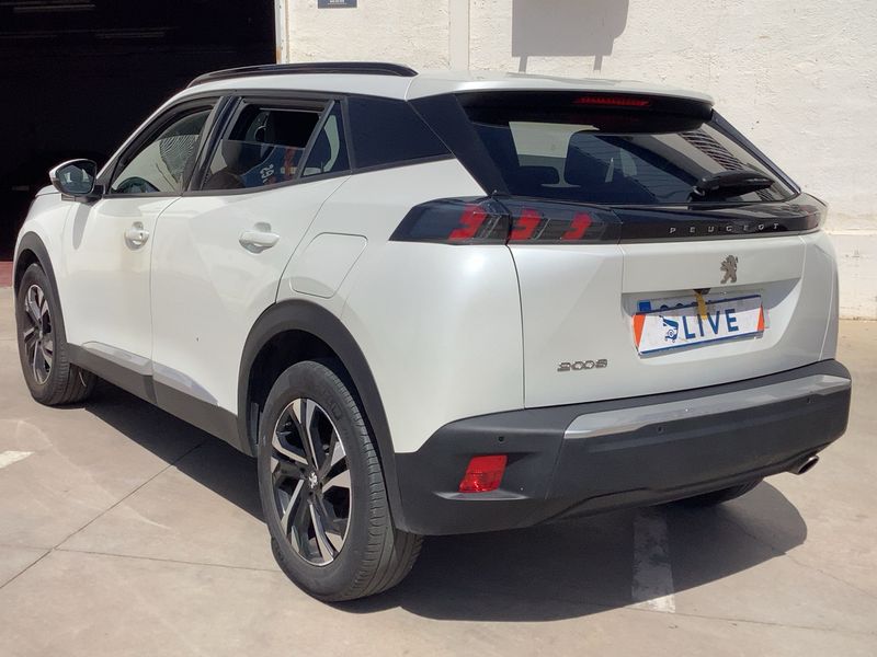 Peugeot 2008 1.5 Blue-HDi Allure Pack 2021 – снимка 6