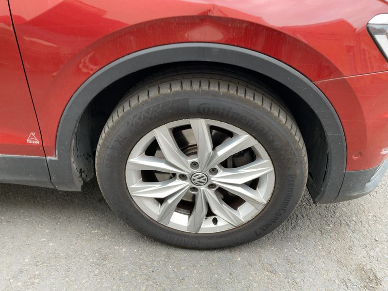 Volkswagen Tiguan 2.0 TDI Highline 4Motion BlueMotion Tech 2018 – снимка 11