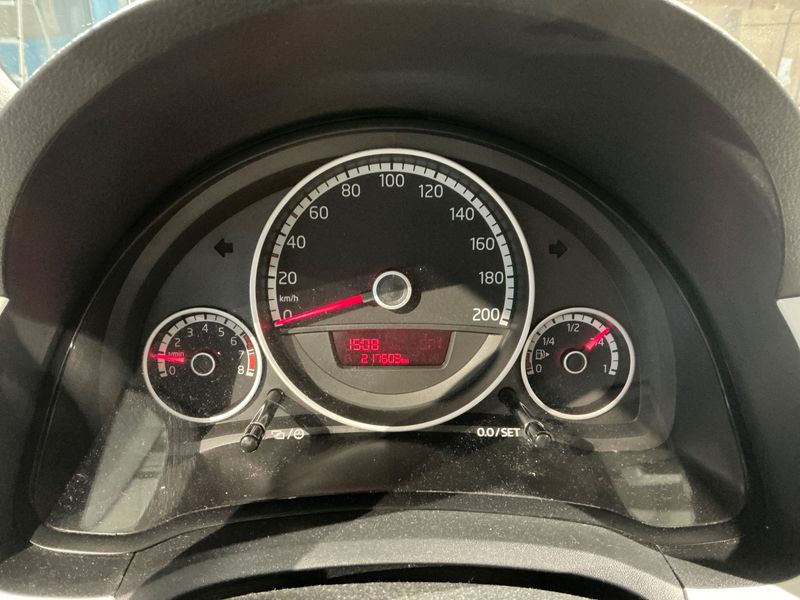 Volkswagen up! 1.0 Club up! 2015 – снимка 4