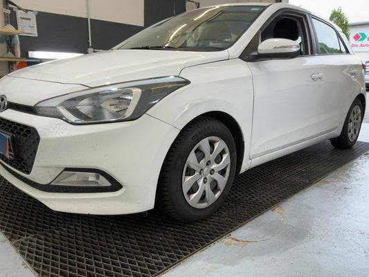 Hyundai i20 1.2 Life 2017 – снимка 2
