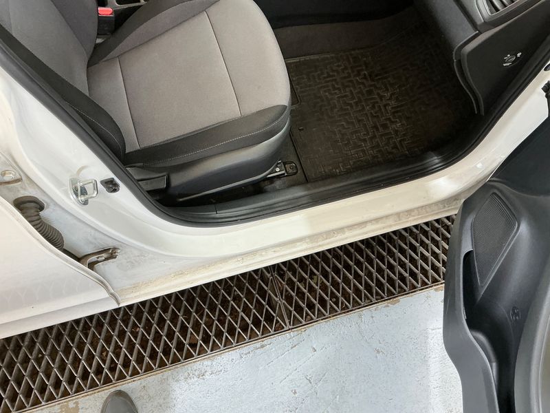Hyundai i20 1.2 Life 2017 – снимка 29