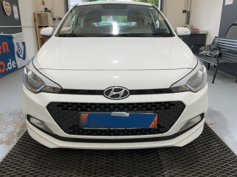 Hyundai i20 1.2 Life 2017 – снимка 14
