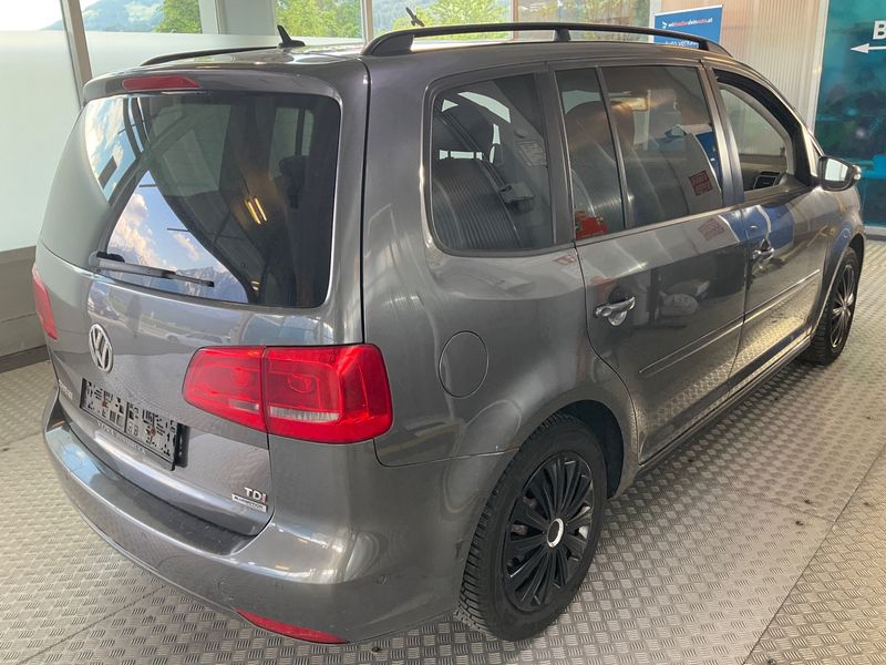 Volkswagen Touran 1.6 TDI Comfortline BlueMotion Tech 2013 – снимка 2