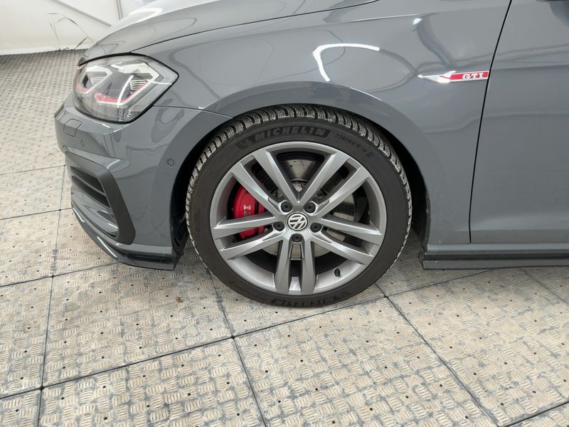 Volkswagen Golf VII 2.0 TSI GTI TCR 2019 – снимка 3
