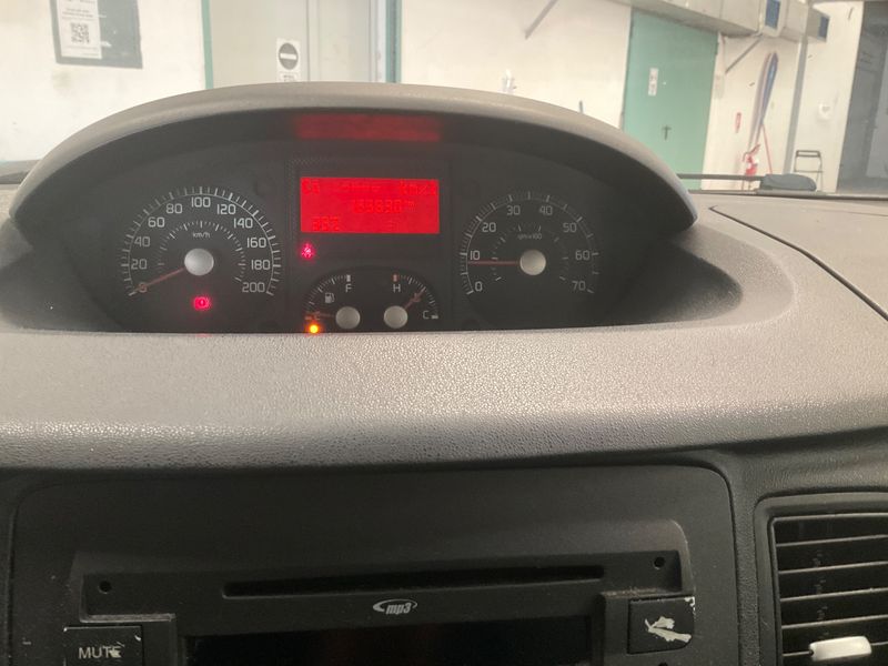 Fiat Idea 1.3 JTD M-jet BlackEnergy 2008 – снимка 4