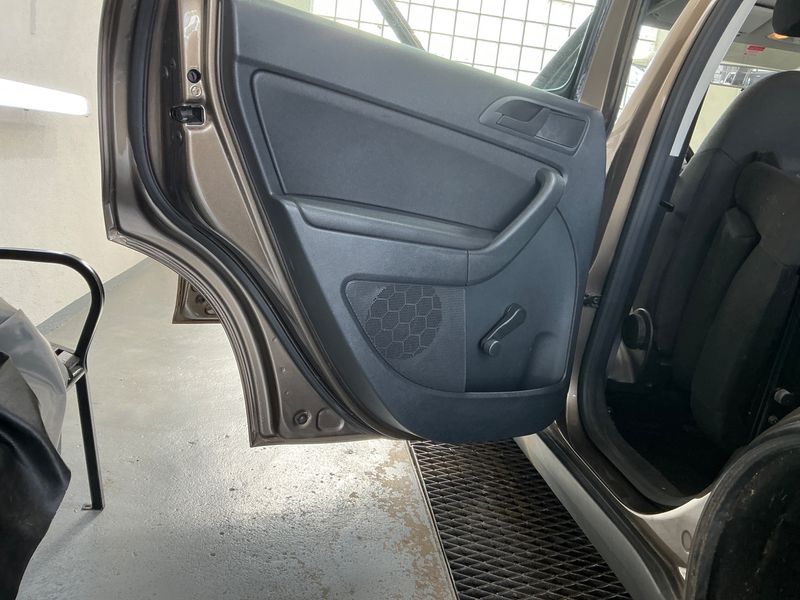 Skoda Yeti 1.2 TSI 2011 – снимка 52