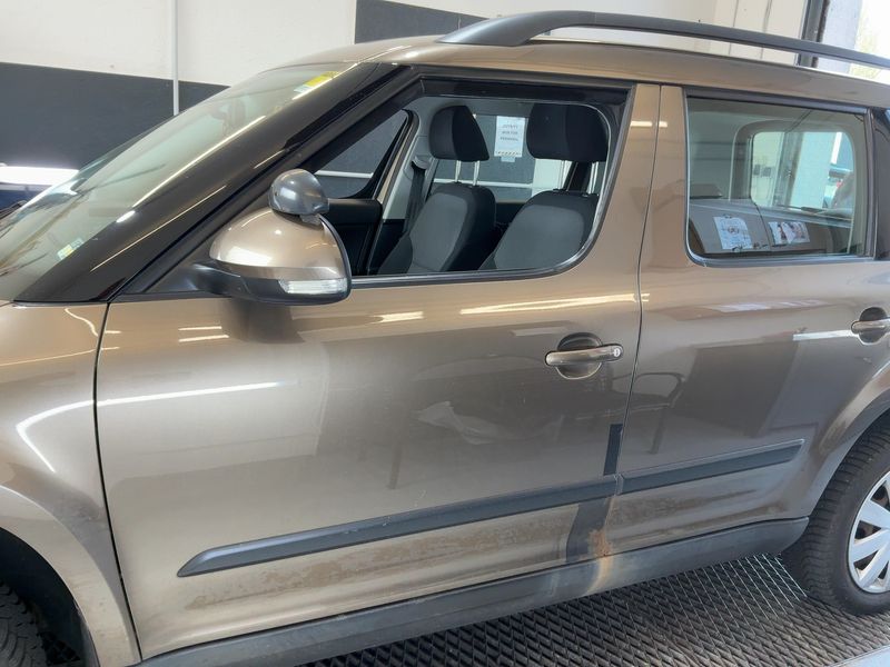 Skoda Yeti 1.2 TSI 2011 – снимка 4