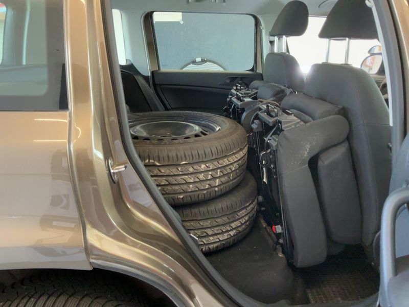 Skoda Yeti 1.2 TSI 2011 – снимка 19