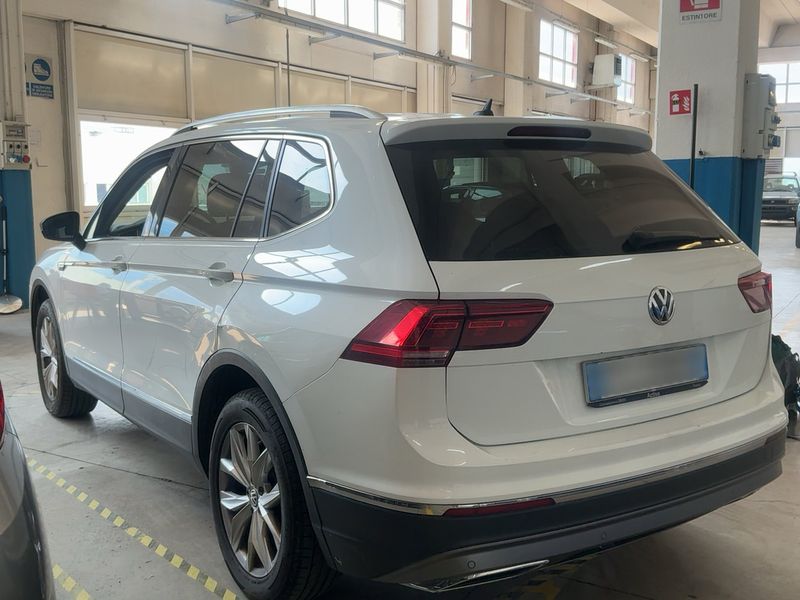 Volkswagen Tiguan Allspace 2.0 TDI Advanced 4Motion BlueMotion Tech 2019 – снимка на щета