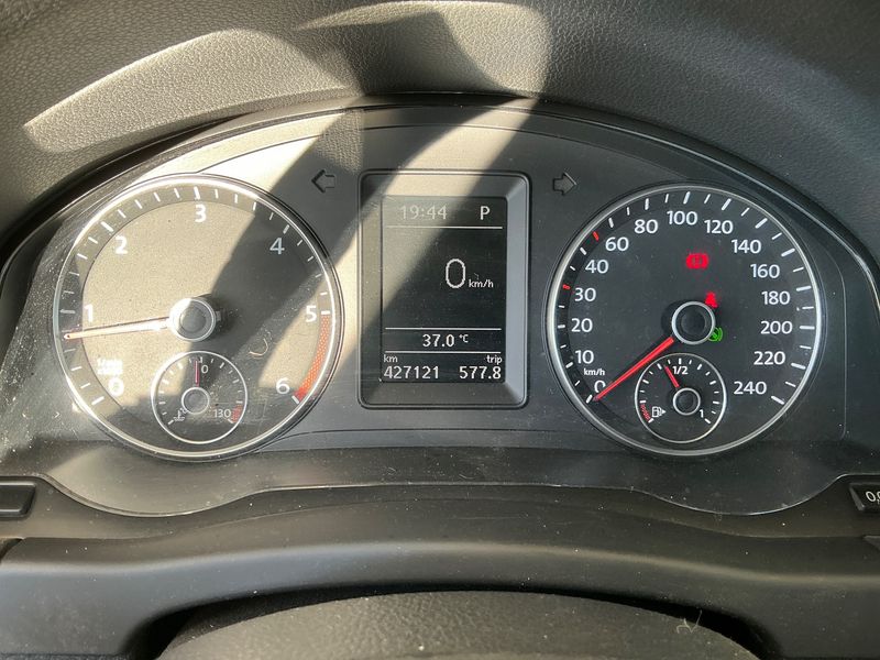 Volkswagen Golf VI Plus 1.6 TDI Advance 2010 – снимка 4
