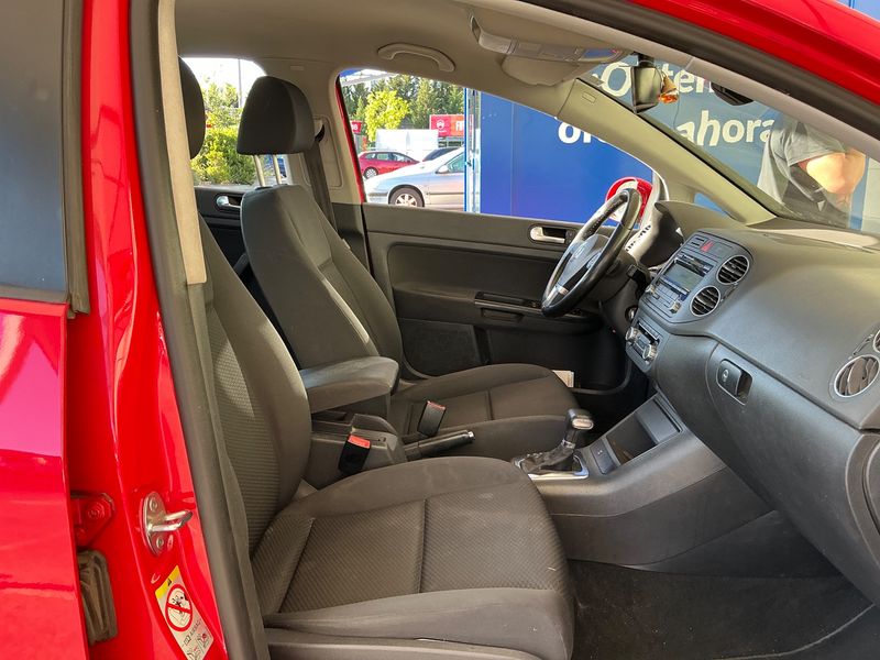 Volkswagen Golf VI Plus 1.6 TDI Advance 2010 – снимка 3