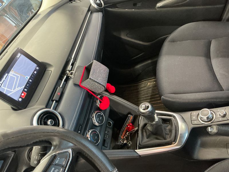 Mazda 2 1.5 Skyactiv-G Mild-Hybrid Sports-Line 2020 – снимка 26