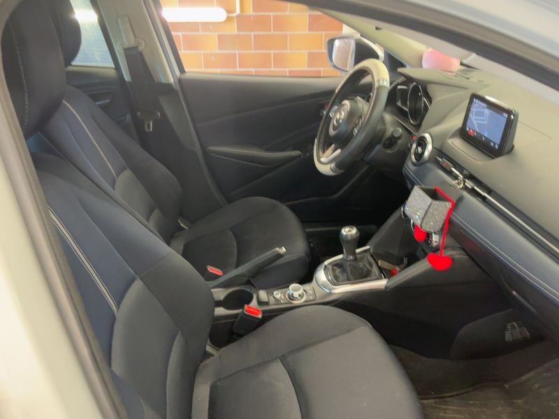 Mazda 2 1.5 Skyactiv-G Mild-Hybrid Sports-Line 2020 – снимка 16