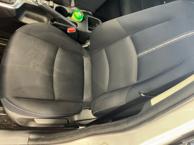 Mazda 2 1.5 Skyactiv-G Mild-Hybrid Sports-Line 2020 – снимка 28