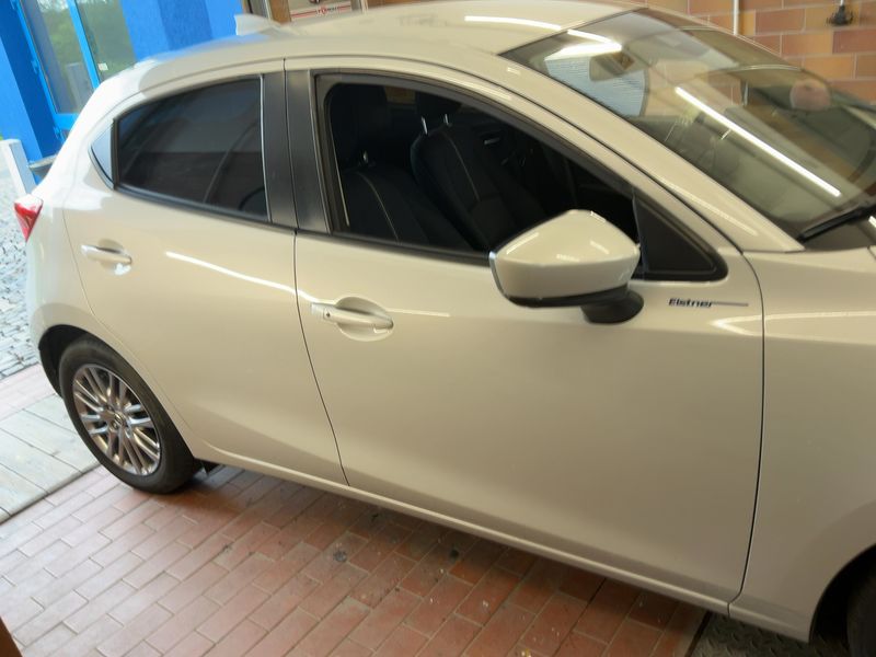 Mazda 2 1.5 Skyactiv-G Mild-Hybrid Sports-Line 2020 – снимка 10