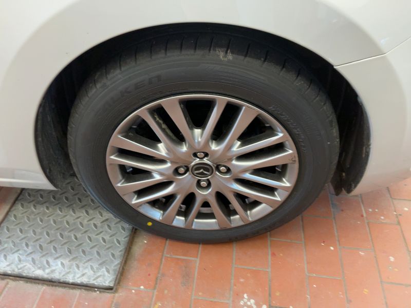 Mazda 2 1.5 Skyactiv-G Mild-Hybrid Sports-Line 2020 – снимка 11