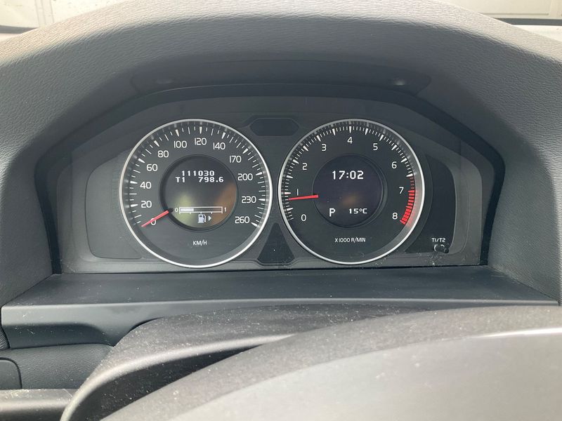 Volvo V60 1.6 T4 Momentum 2012 – снимка 19