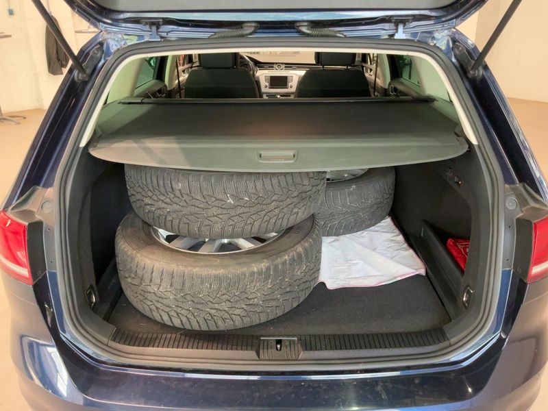 Volkswagen Passat 2.0 TDI Comfortline BlueMotion Tech 2015 – снимка 16