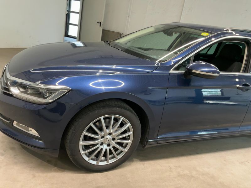 Volkswagen Passat 2.0 TDI Comfortline BlueMotion Tech 2015 – снимка 2