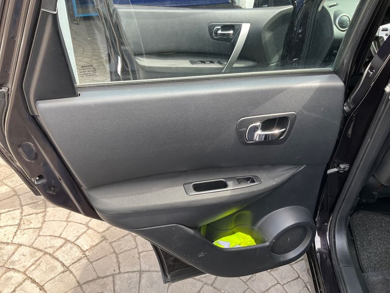 Nissan Qashqai 1.5 Turbodiesel Acenta 2011 – снимка 36