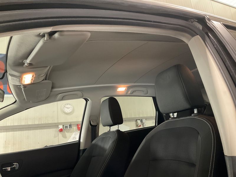 Nissan Qashqai+2 2.0 Tekna 2011 – снимка 38