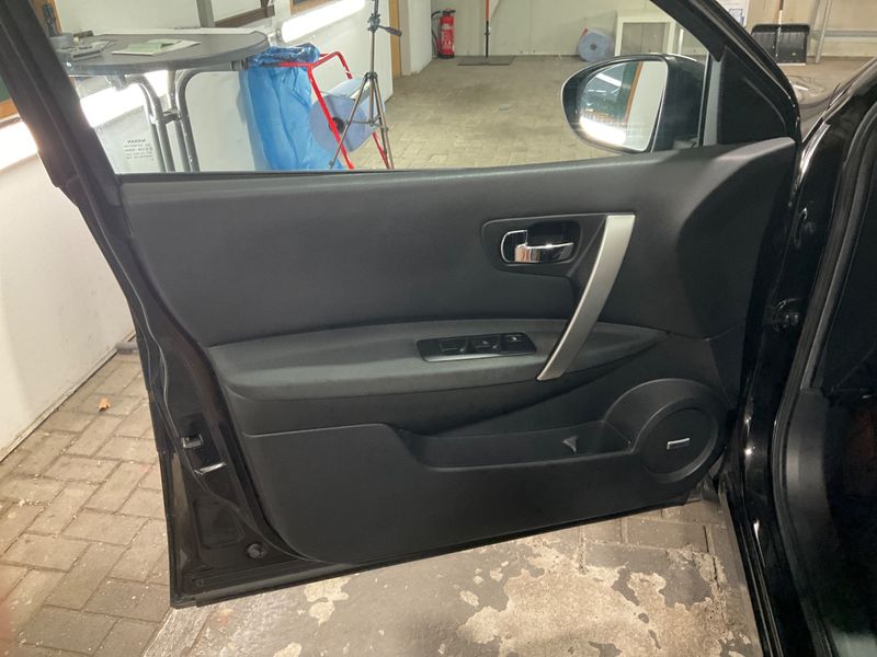 Nissan Qashqai+2 2.0 Tekna 2011 – снимка 35