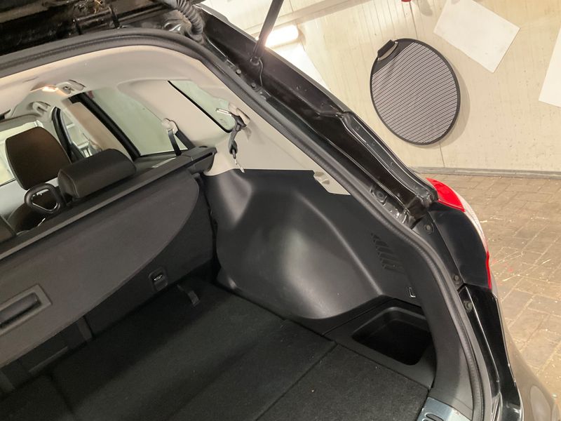 Nissan Qashqai+2 2.0 Tekna 2011 – снимка 39