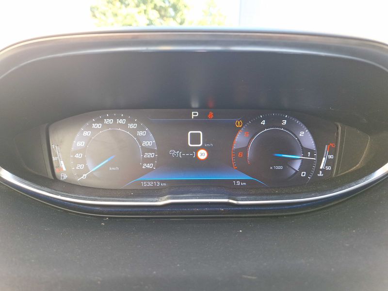 Peugeot 3008 1.5 Blue-HDi Active Business 2020 – снимка 12