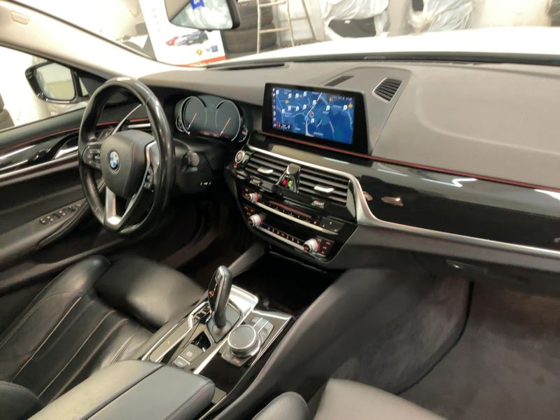BMW 5er 530d Sport Line 2017 – снимка 12