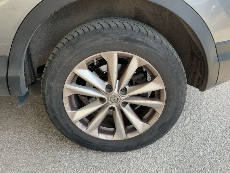 Nissan Qashqai 1.6 dCi Acenta + 2014 – снимка 5