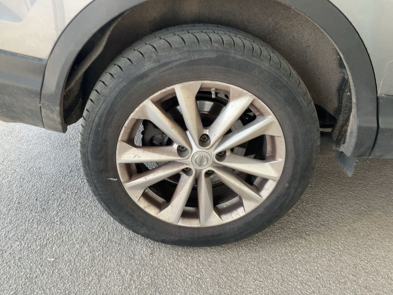 Nissan Qashqai 1.6 dCi Acenta + 2014 – снимка 9