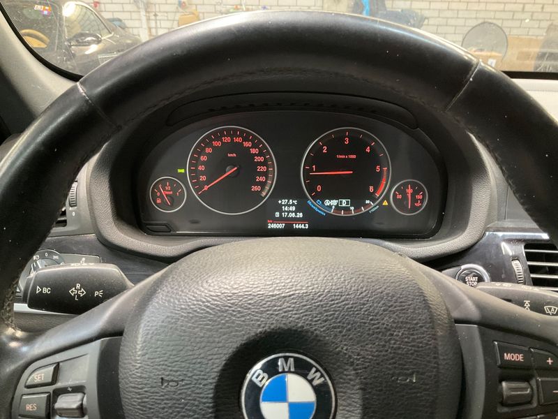 BMW X3 xDrive 20d 2012 – снимка 19