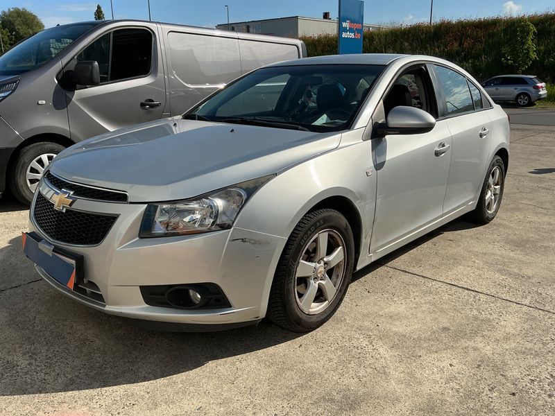 Chevrolet Cruze 1.6 LT 2012 – снимка 1
