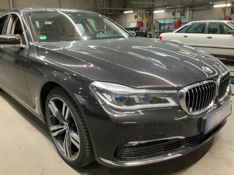 BMW 7er 740d xDrive 2018 – снимка 12