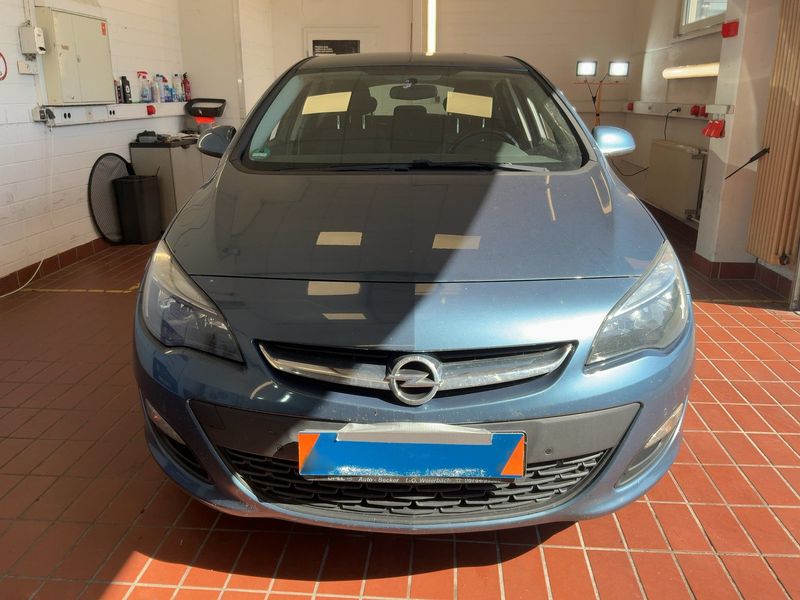 Opel Astra 1.4 Turbo Style 2015 – снимка 14