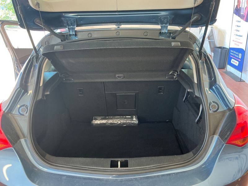 Opel Astra 1.4 Turbo Style 2015 – снимка 25